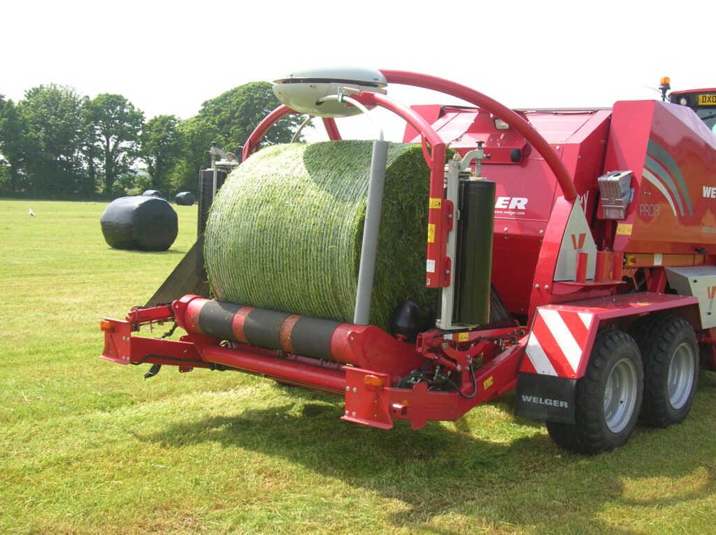 Round bale wrapped with Welger bale wrap